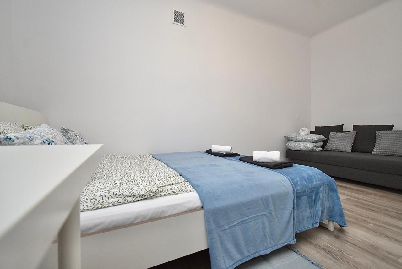 Rental Apartments Aleja Niepodleglosci Warszawa Exteriör bild