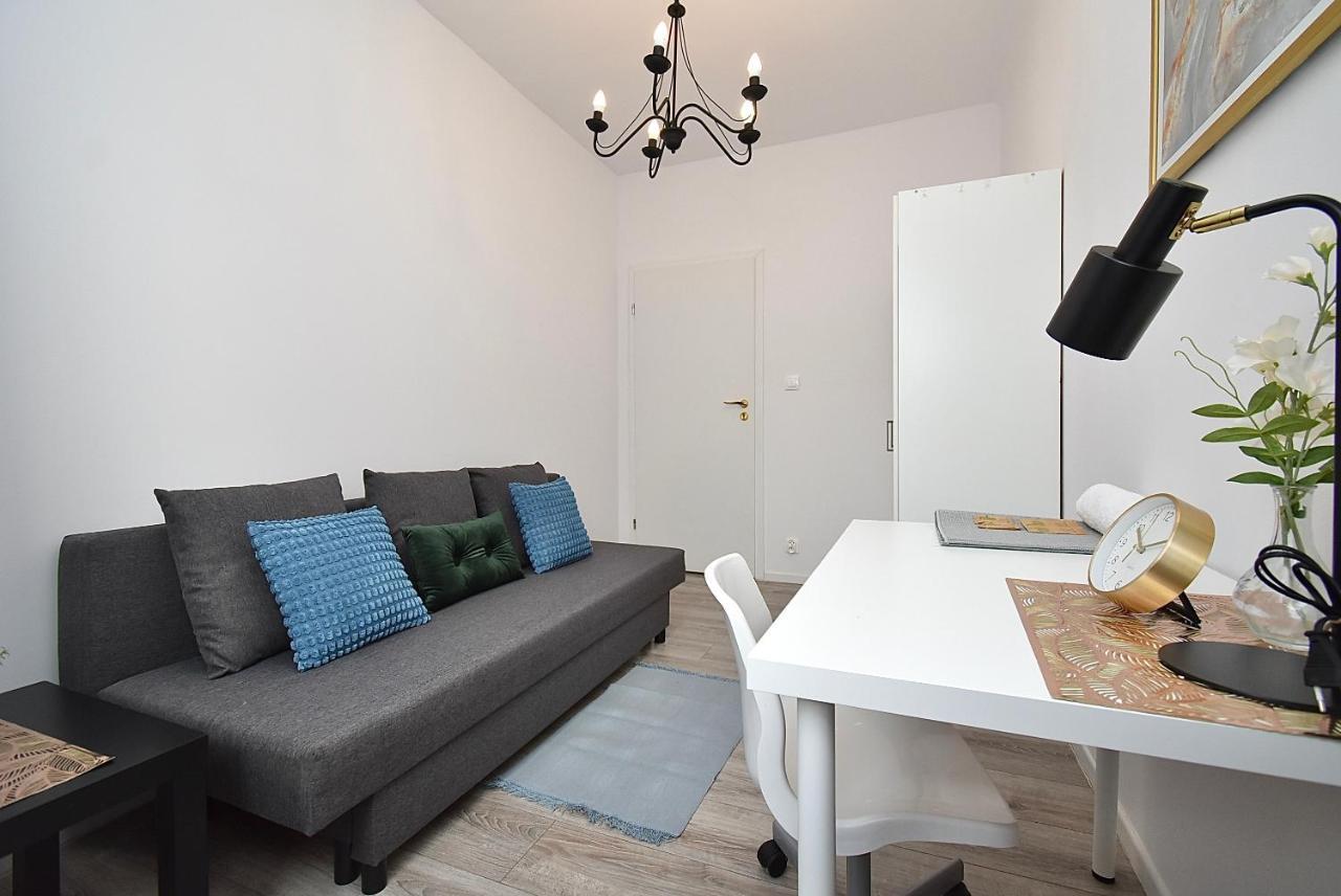 Rental Apartments Aleja Niepodleglosci Warszawa Exteriör bild