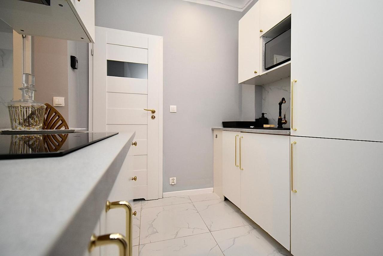 Rental Apartments Aleja Niepodleglosci Warszawa Exteriör bild
